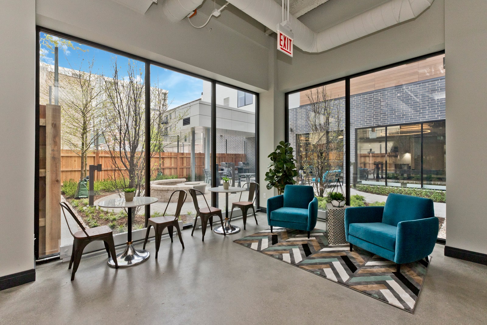 High-End Amenities in Modern, Chic & Sustainable Apartments